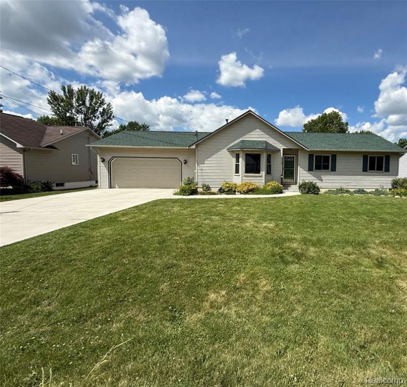 2319 Rollins Street, Grand Blanc Township, MI 48439 Main Photo