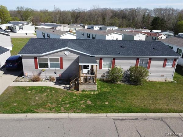 195 Apollo , Flushing, MI 48433