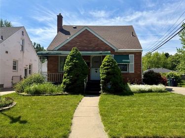 1714 Harwood Avenue, Royal Oak, MI 48067