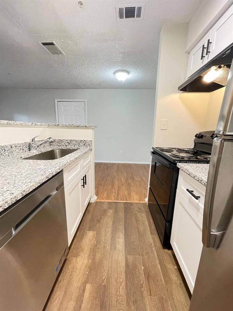238 Afton Square, Unit 106, Altamonte Springs, FL 32714 Photo