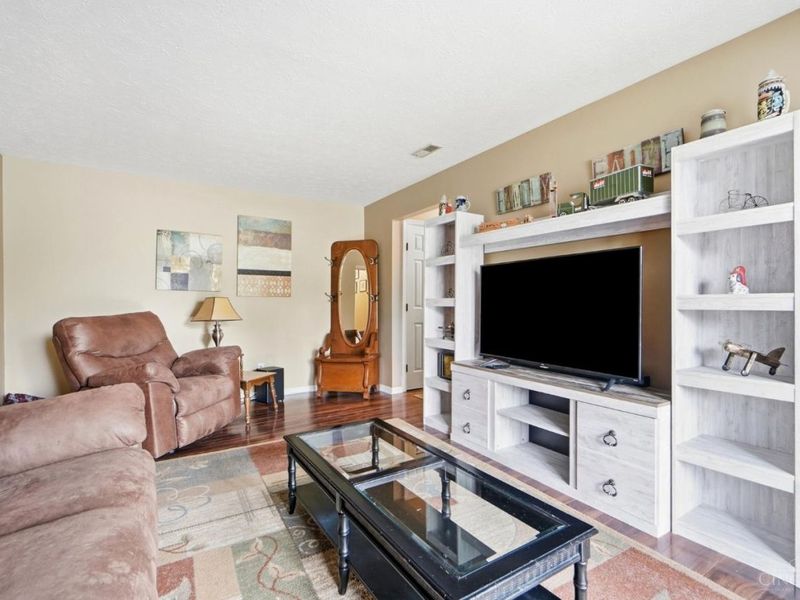 1575 Gelhot Drive, Unit 85, Fairfield, OH 45014 Photo 6