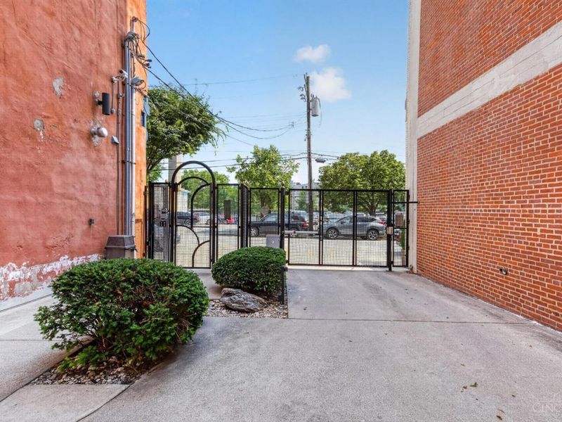 214 E Fourteenth Street, Unit 3A, Cincinnati, OH 45202 Photo 38