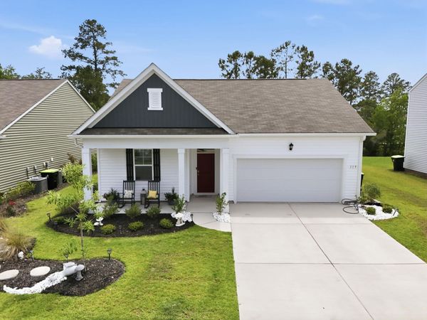 119 Marauder Dr., Longs, SC 29568