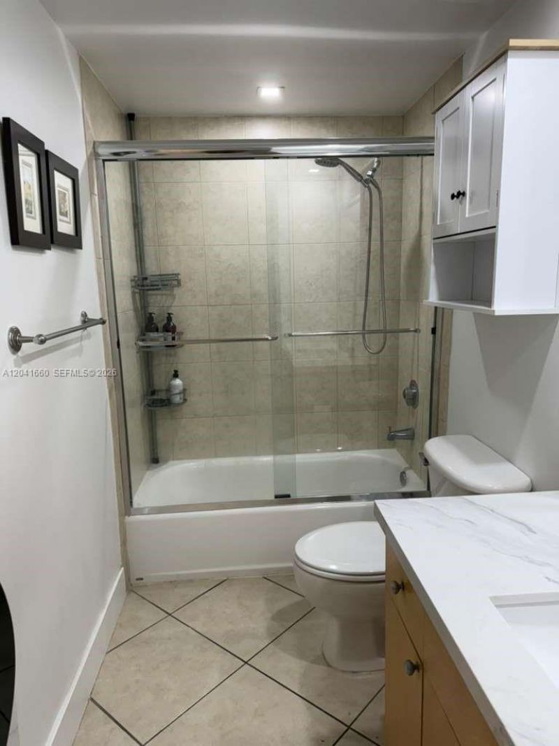 2630 SW 28th St, Unit 34, Miami, FL 33133 Photo