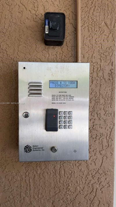 2630 SW 28th St, Unit 34, Miami, FL 33133 Photo