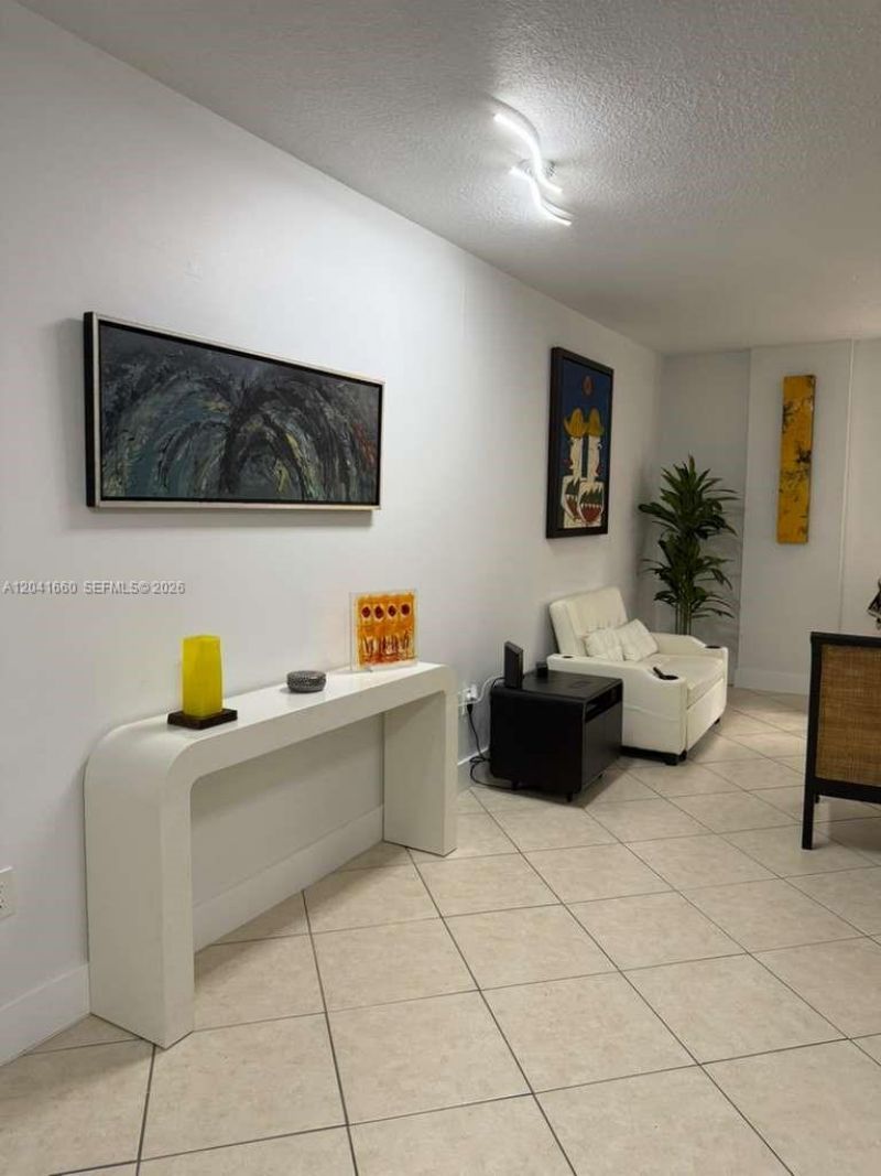 2630 SW 28th St, Unit 34, Miami, FL 33133 Photo