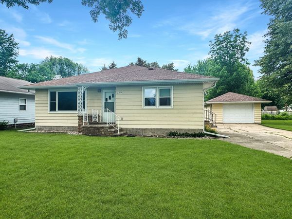 2727 34th Street , Slayton, MN 56172