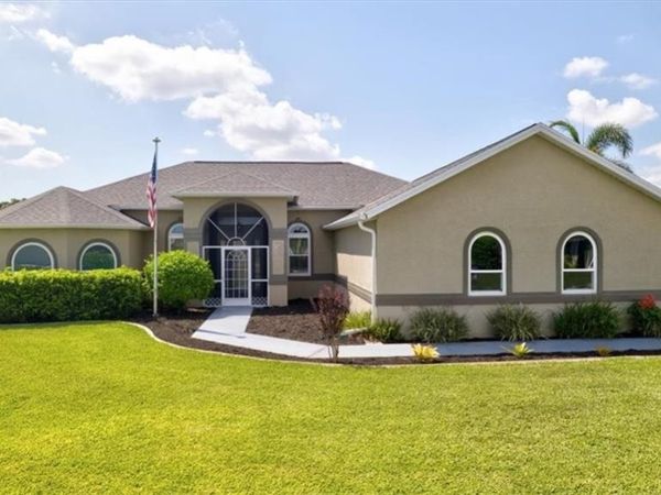 420 SE 32nd ST , CAPE CORAL, FL 33904