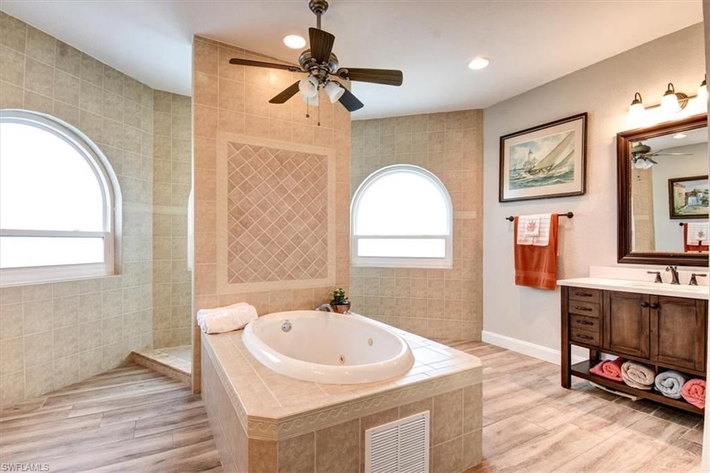 420 SE 32nd St, Cape Coral, FL 33904 Photo