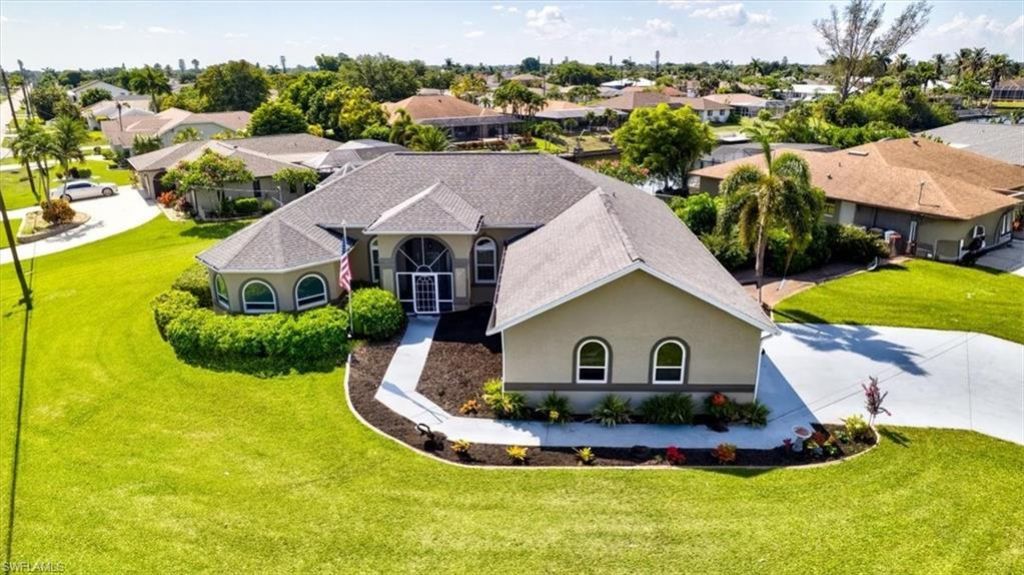 420 SE 32nd St, Cape Coral, FL 33904 Photo