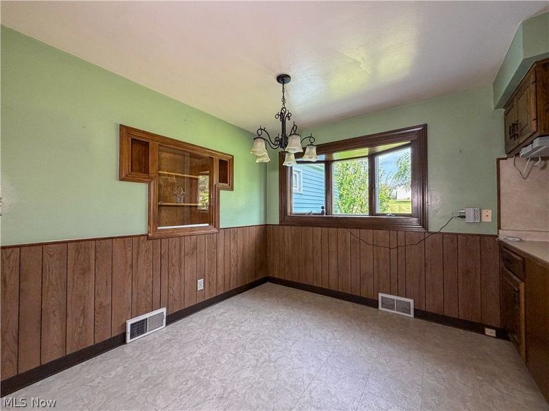 53 Memorial Circle, Campbell, OH 44405 Photo 8