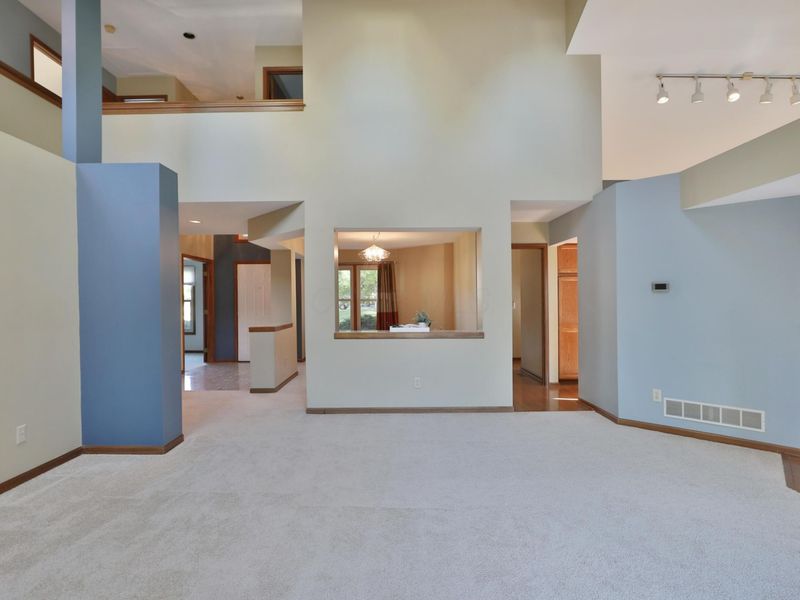 1048 Arcaro Drive, Gahanna, OH 43230 Photo 13
