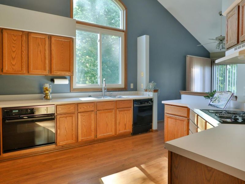1048 Arcaro Drive, Columbus, OH 43230 Photo 19