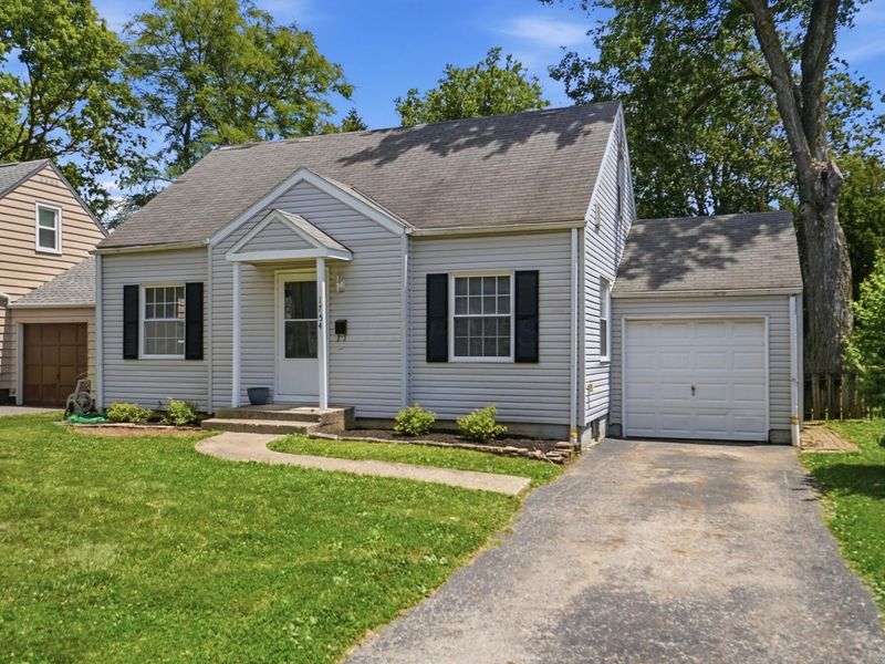 1754 Kenny Road , Columbus, OH 43212 Photo 3