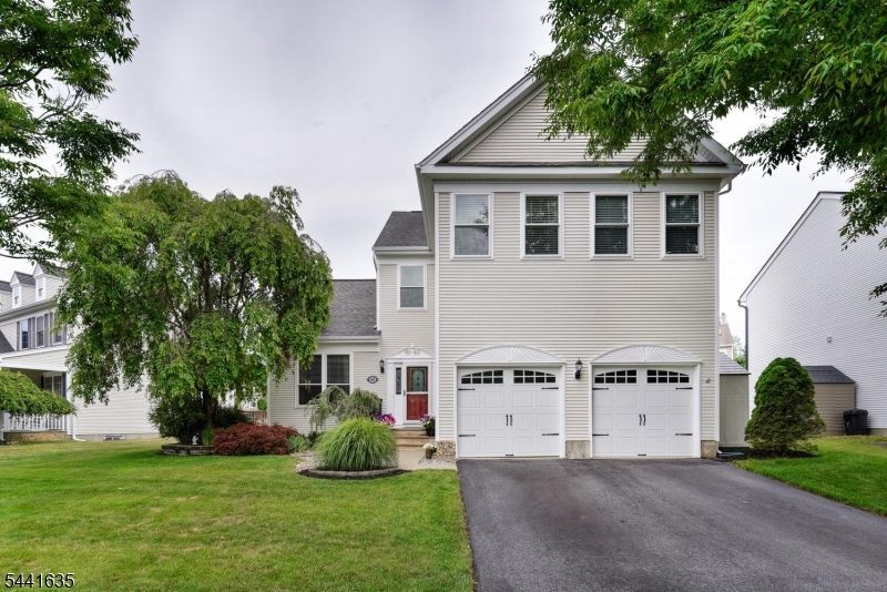 88 Watch Hill Rd, Hackettstown, NJ 07840 Main Photo