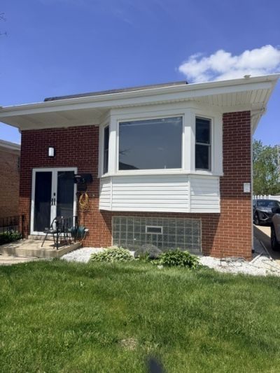 3105 Saint Charles Road, Bellwood, IL 60104