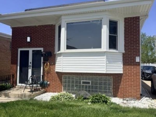 Bellwood, IL 60104