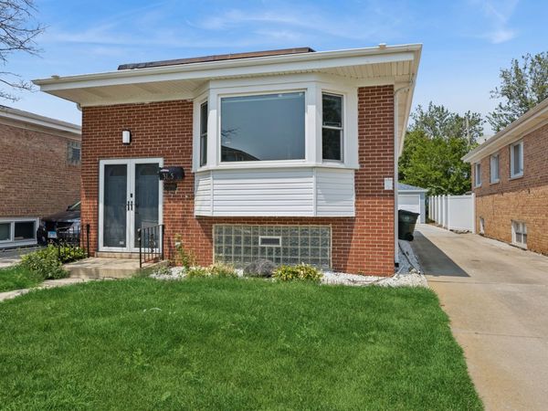 3105 Saint Charles Road, Bellwood, IL 60104