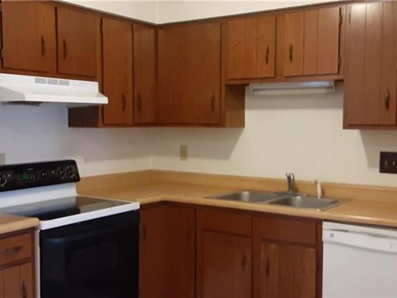 758 Royal Ridge Drive, Unit C, West Carrollton, OH 45449 Photo 4