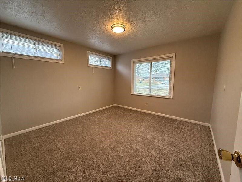 6751 Oakwood Road, Parma Heights, OH 44130 Photo 23