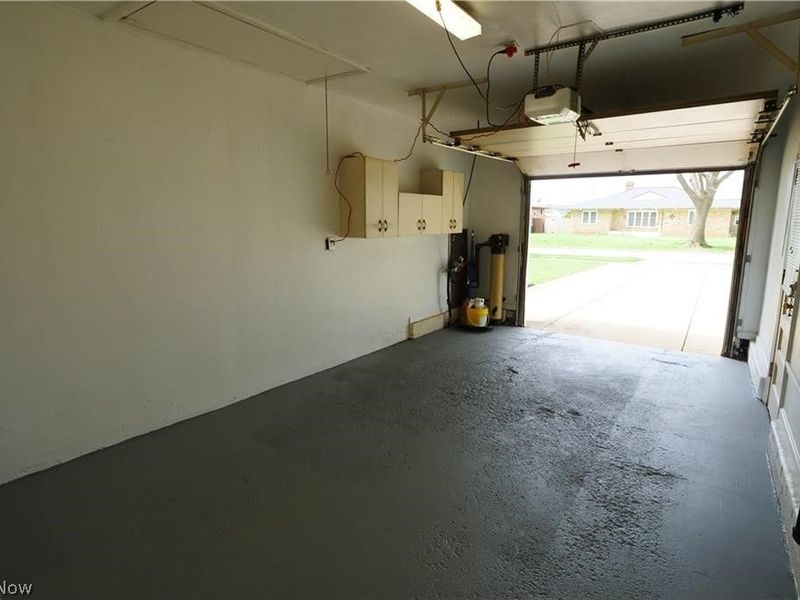 6751 Oakwood Road, Parma Heights, OH 44130 Photo 29