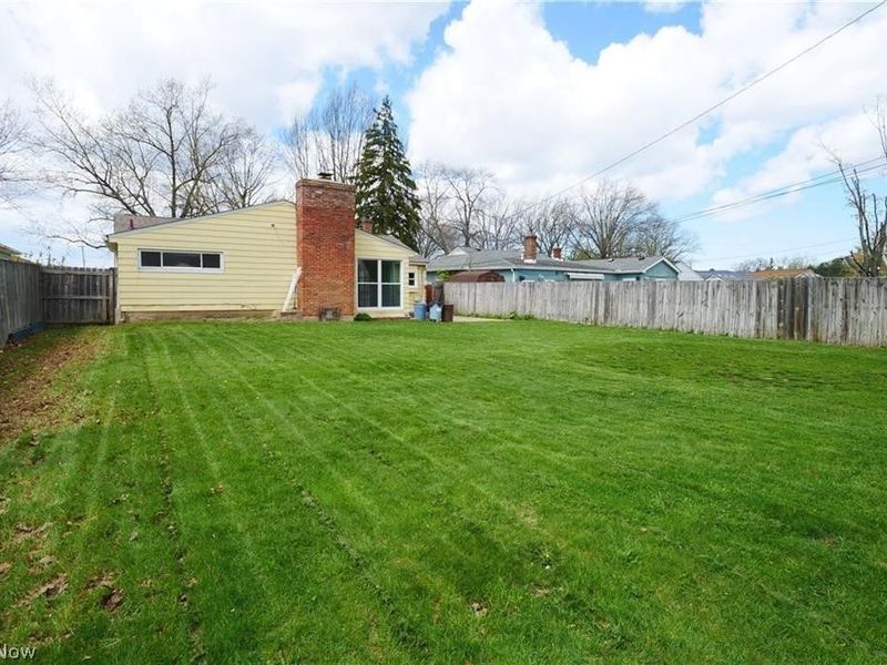 6751 Oakwood Road, Parma Heights, OH 44130 Photo 36