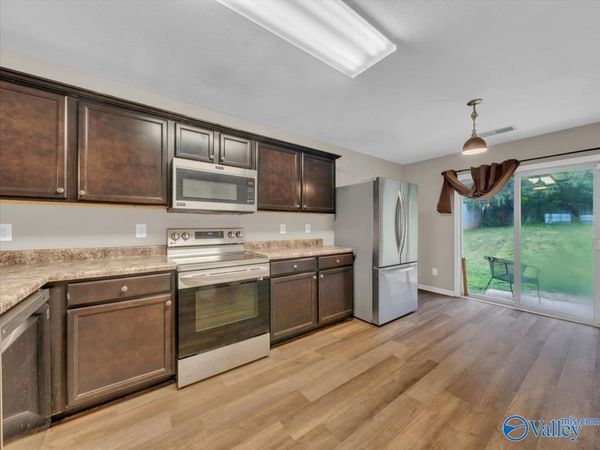 202 Green Garden Drive, Harvest, AL 35749