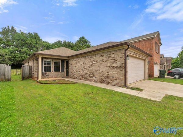 202 Green Garden Drive, Harvest, AL 35749