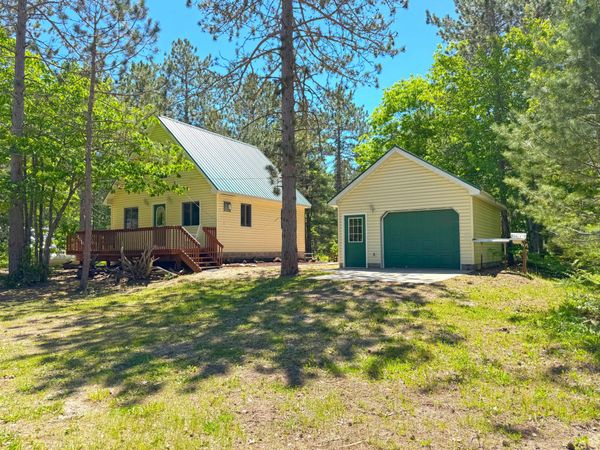 32023 W Vermillion RD, Paradise, MI 49768