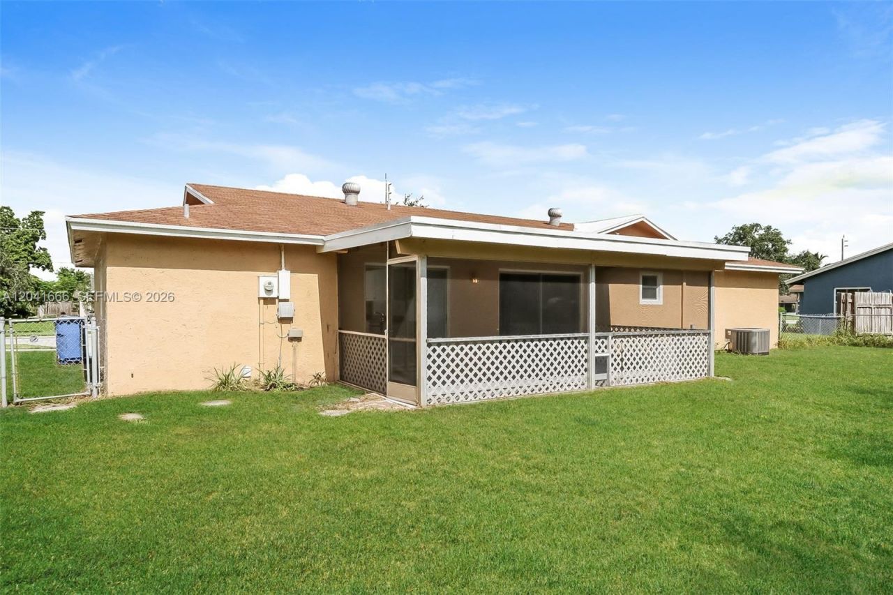 830 Royal Palm Beach Blvd, Royal Palm Beach, FL 33411 Photo