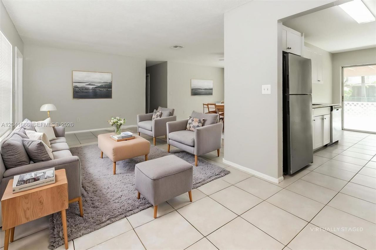 830 Royal Palm Beach Blvd, Royal Palm Beach, FL 33411 Photo