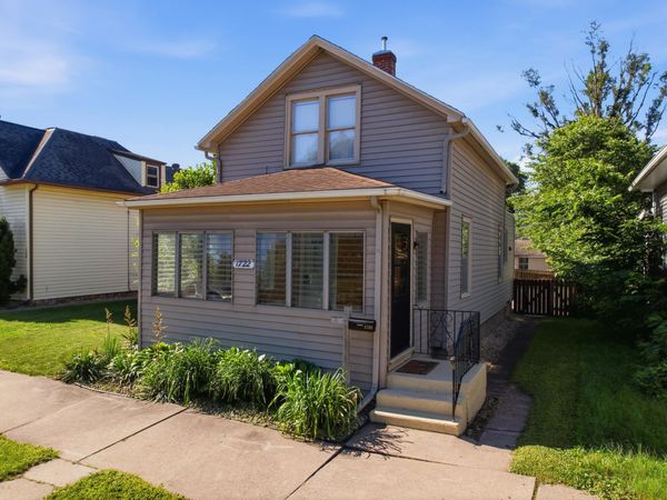 1722 Winnebago St, La Crosse, WI 54601