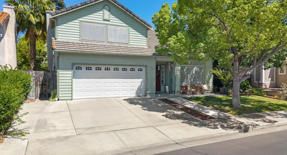 2866 Valcourt Way, Tracy, CA 95377 Photo