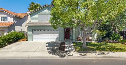 2866 Valcourt Way, Tracy, CA 95377 Photo