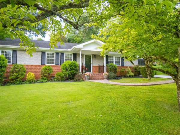 321 Creekmoor Drive, Jefferson City, TN 37760