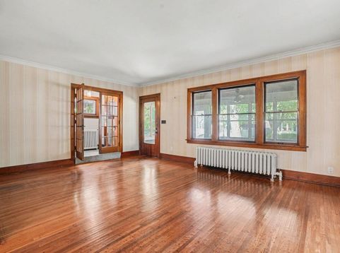 Main Photo