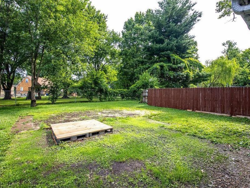 5654 Surrey Avenue, Green Township, OH 45248 Photo 29