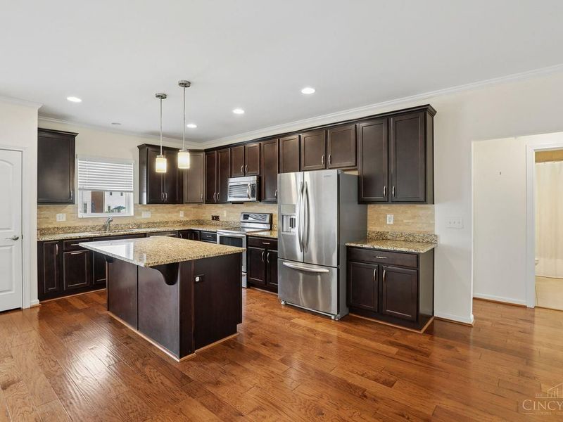 3390 Wasson Road, Unit B, Cincinnati, OH 45209 Photo 17