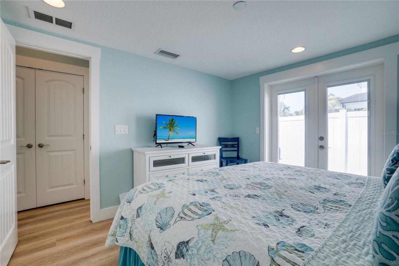 3009 Avenue E, Unit A, Bradenton Beach, FL 34217 Photo