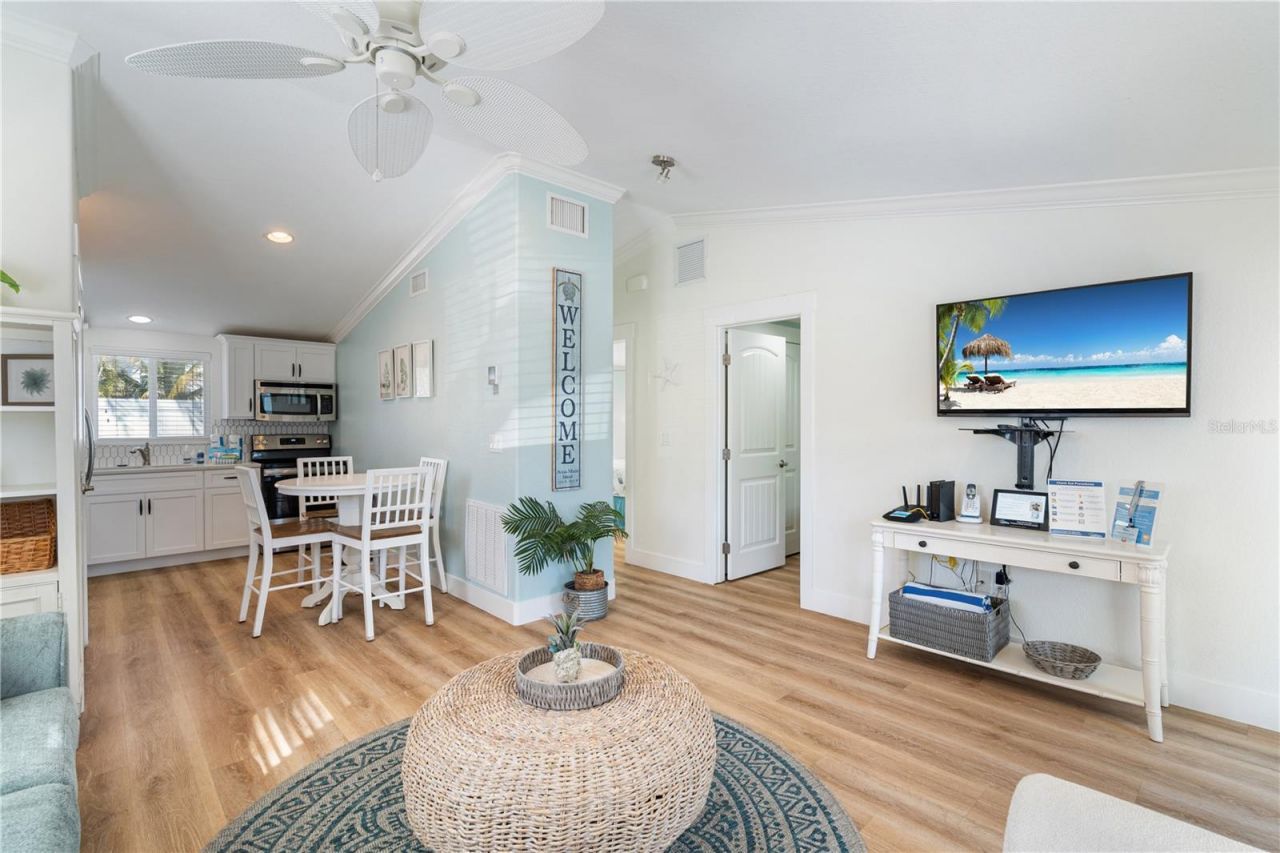 3009 Avenue E, Unit A, Bradenton Beach, FL 34217 Photo