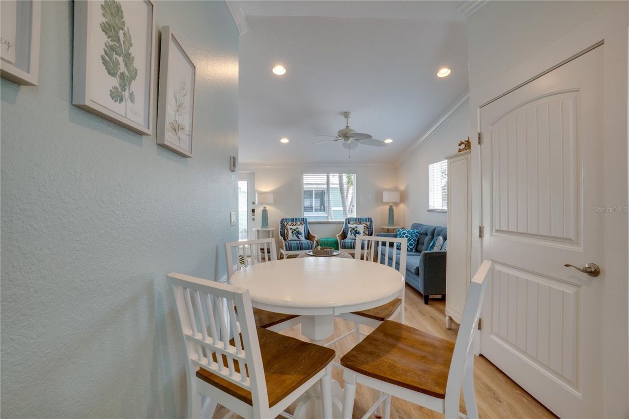 3009 Avenue E, Unit A, Bradenton Beach, FL 34217 Photo
