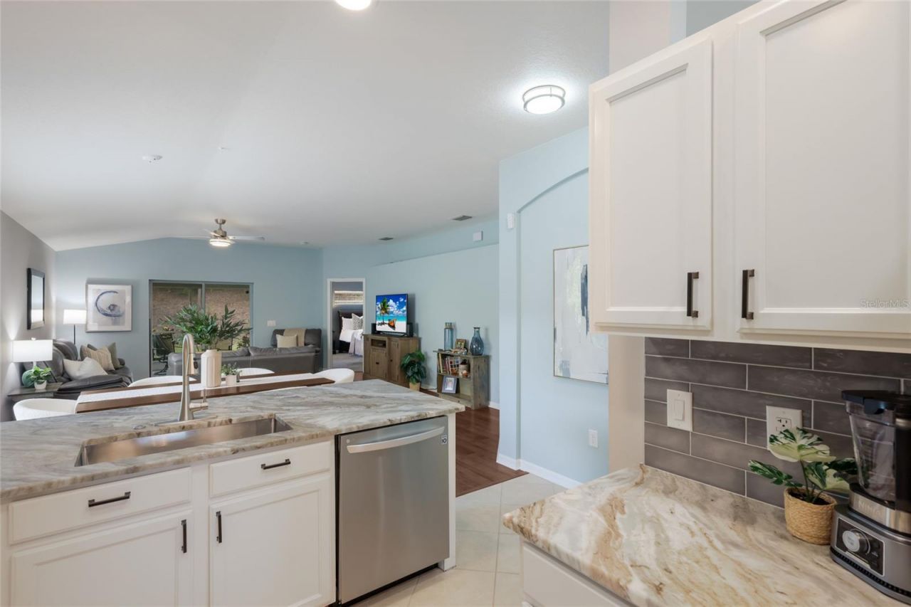 6110 Blue Runner Court, Bradenton, FL 34202 Photo