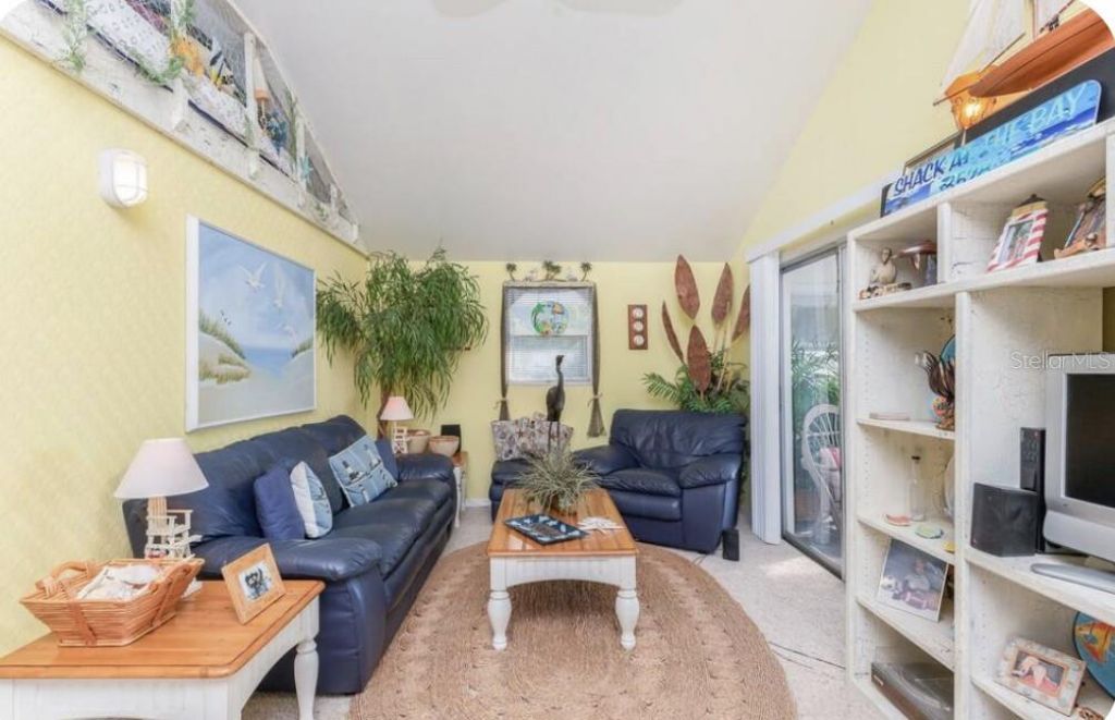 3528 W Shell Point Road , Ruskin, FL 33570 Photo