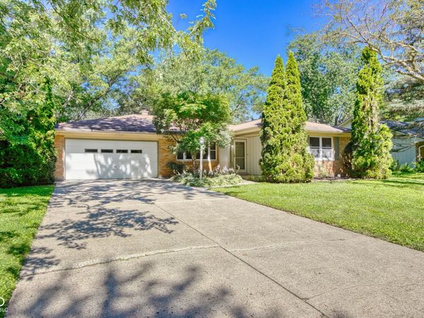 8230 Shadow Circle , Indianapolis, IN 46260