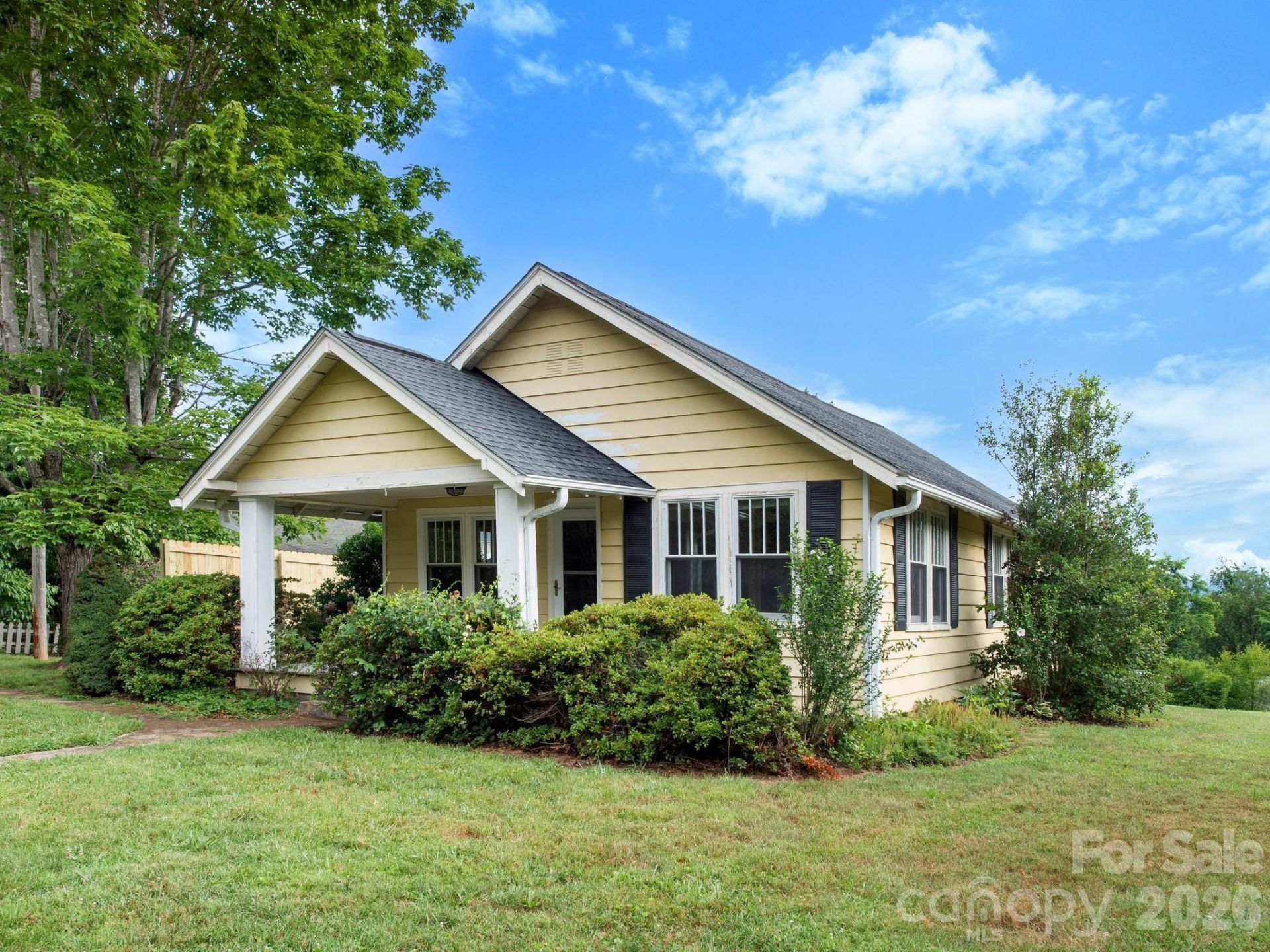 25 Bailey Road, Candler, NC 28715 Main Photo