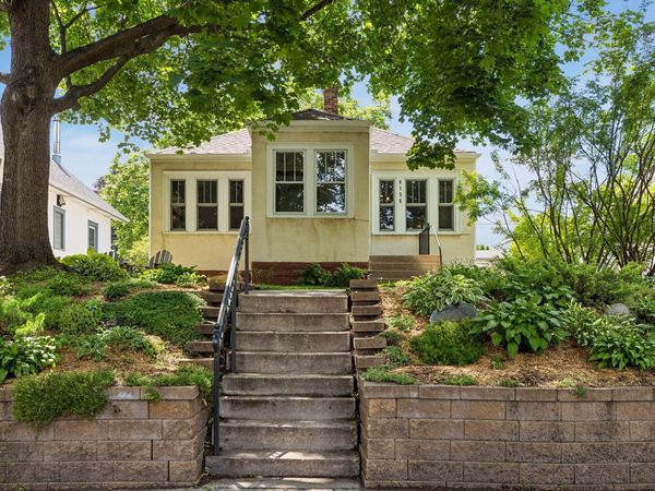 4136 25th Avenue S, Minneapolis, MN 55406