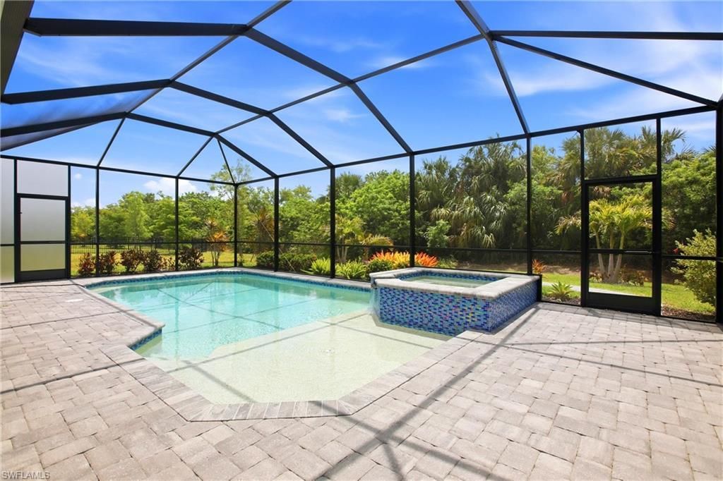 844 Heather Lake Ave, Cape Coral, FL 33993 Photo