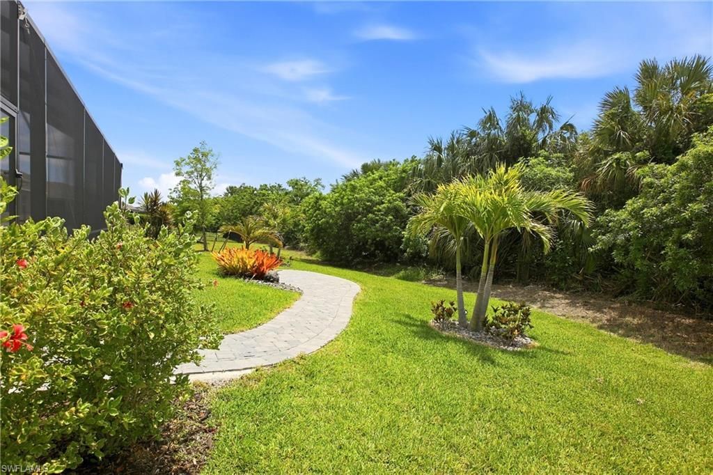 844 Heather Lake Ave, Cape Coral, FL 33993 Photo