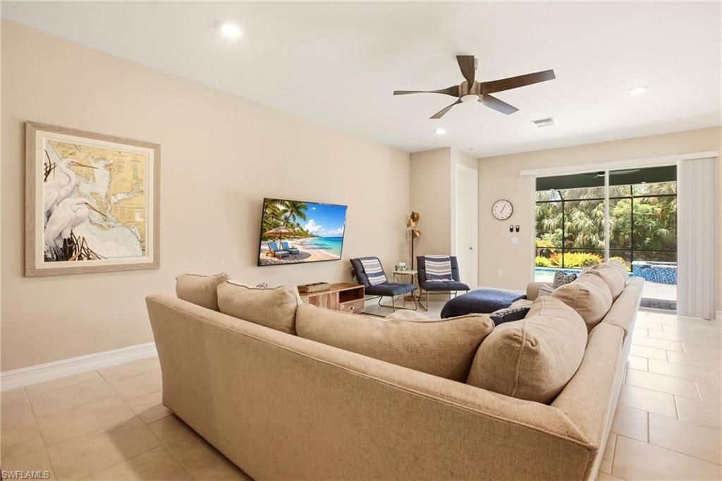 844 Heather Lake Ave, Cape Coral, FL 33993 Photo