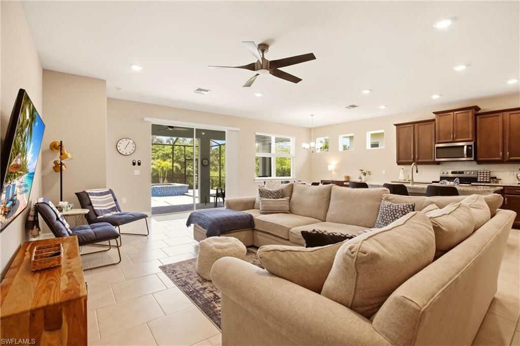 844 Heather Lake Ave, Cape Coral, FL 33993 Photo
